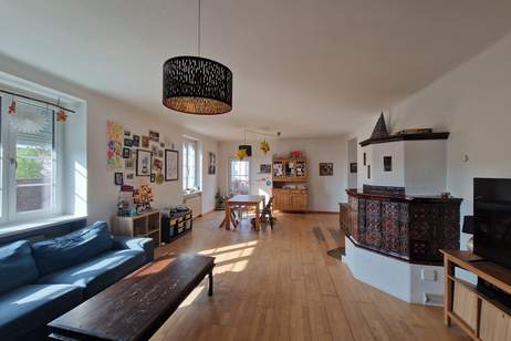 TRAUMHAFTE, GROSSE 4-ZIMMER-FAMILIENWOHNUNG MIT BALKON, TERRASSE UND WINTERGARTEN IN UNI-NÄHE UND KREMS-STEIN, Wohnung-kauf, 385.000,€, 3500 Krems an der Donau(Stadt)