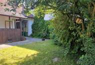 Wohnhaus mit Gestaltungsmöglichkeiten und Garten