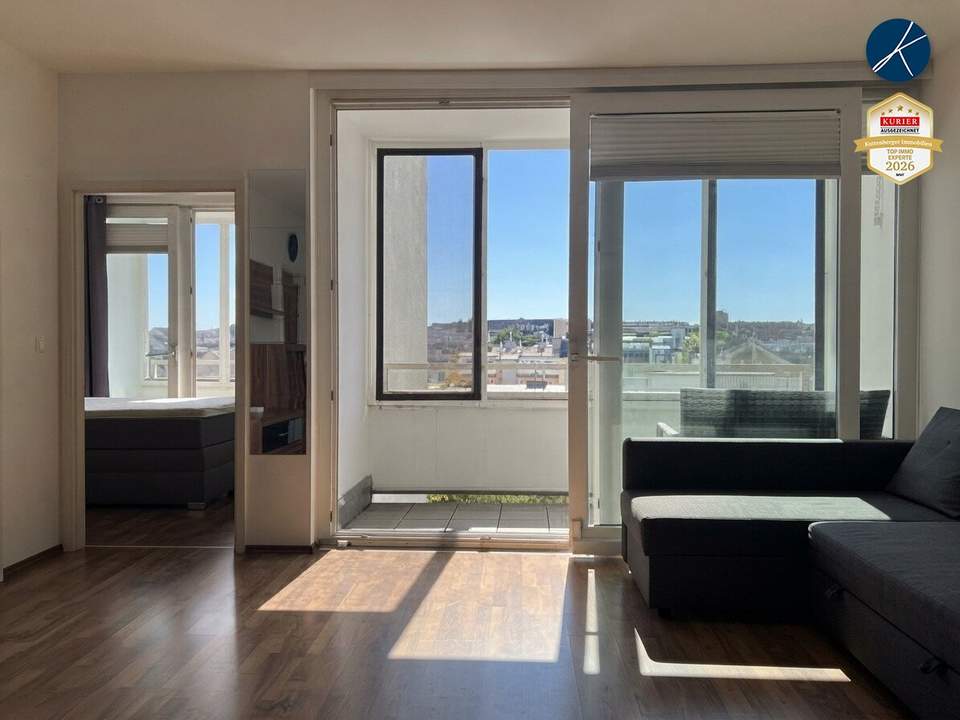 Neuwertige 2-Zimmer Wohnung mit 2 Loggien und Auto-Stellplatz