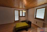 Günstiges Haus mit ca. 1200 m² Grundstück!