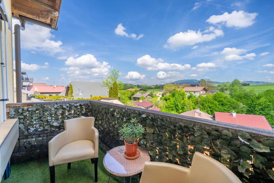 Starterwohnung mit Ausblick - Große Garconniere im Zentrum von Neumarkt am Wallersee, Wohnung-kauf, 156.400,€, 5202 Salzburg-Umgebung