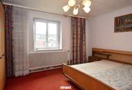 Wohnhaus mit großem Grund in zentraler Lage in Bischofstetten