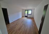 Top-Lage an der Mur: teilrenovierte Wohnung mit neuen Highlights & Retro-Charme