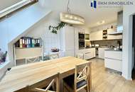 Großzügige 4-Zimmer-Dachgeschosswohnung mit Terrasse und Tiefgaragenplatz in absoluter Ruhelage nahe U-Bahn