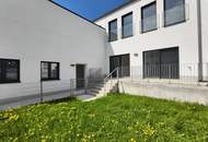 EXKLUSIVES TOWNHAUS (272 m² Wohnfläche) MIT POOL AUF EIGENGRUND IN WEIDLING – NATURNAHES WOHNEN MIT STIL