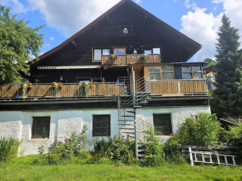 Einfamilienhaus mit Charme &amp; großem Garten – Toplage in Taxenbach