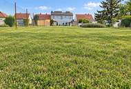 Landhaus Engelhartstetten- zwei Wohnungen, großes Grundstück- zusätzlicher Neubau möglich