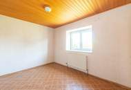 NEUER PREIS! Sanierungsbedürftiges Einfamilienhaus in zentraler ruhiger Lage in Neuzeug!