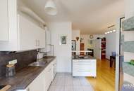 Helle Familienwohnung mit 2 Loggien und Gemeinschaftsgarten