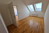 Ganz oben wohnen, ganz groß fühlen - Traumhafte 2-Zimmer-Dachgeschosswohnung Befristet vermietet!