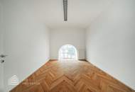 Geräumiges 5-Zimmer Altbau Büro in Toplage