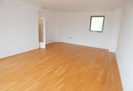 "PROVISIONSFREI" Helle und ruhige 3 Zimmer Terrassenwohnung mit Tiefgaragenplatz