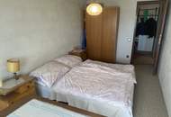 Wohnhaus mit Garage auf traumhaftem Grundstück am Waldrand mit herrlichem Ausblick zu verkaufen