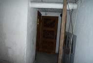 Günstiges renovierungsbedürftiges Haus mit kleinen Grundstück in Attnang Puchheim!!