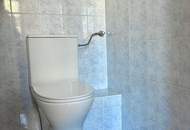 ENTZÜCKENDE MAISONETTE MIT TERRASSE IM KLASSISCHEN ALTBAU