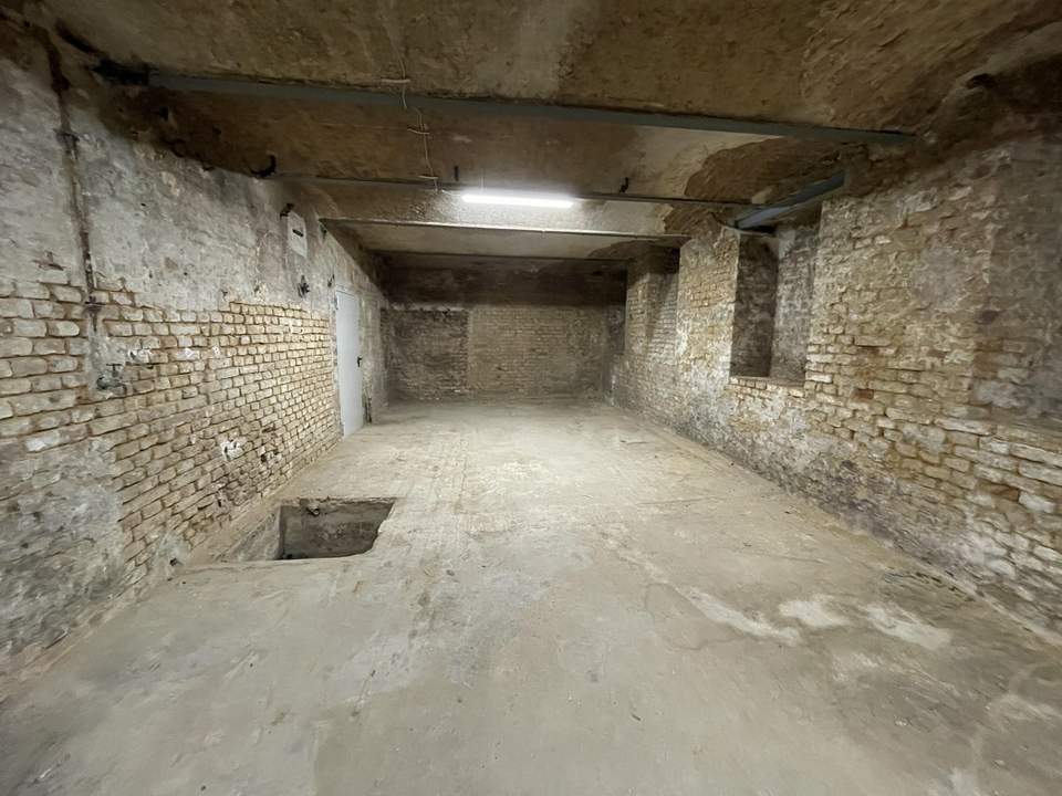 Großes Lager/ Magazin nähe Lugnercity