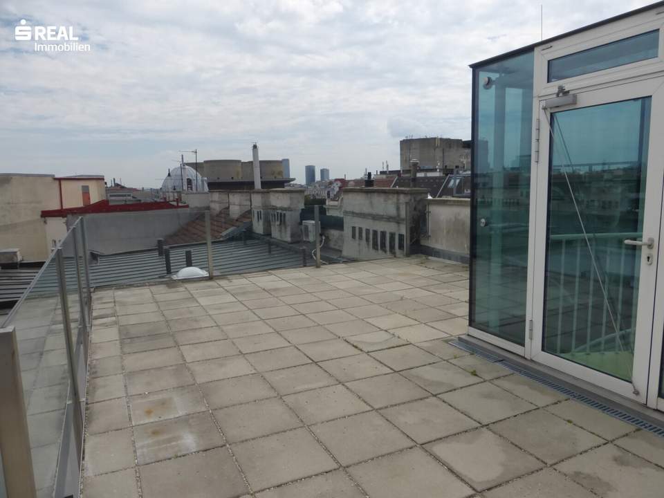 Nahe Arenbergpark - 65 m² große Dachterrasse mit Rundum-Weitblick