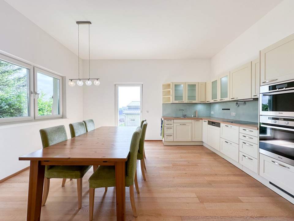 +++ GARTENWOHNUNG +++ Großzügige 4-Zimmer-Wohnung in begehrter Wohnlage in St. Peter