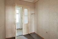 Viel Raum zum kleinen Preis! Attraktive, jedoch renovierungsbedürftige 4-Zimmer-Wohnung!