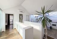 Dachgeschosswohnung mit traumhaften Seeblick, Pool und Lift direkt in die Wohnung