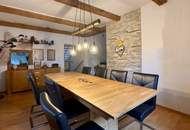 Lebensqualität pur: Großzügiges Einfamilienhaus mit traumhafter Pool-Landschaft