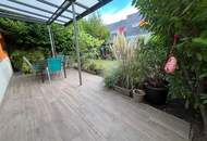 Modernisiertes wunderschönes Reihenhaus mit überdachter Terrasse und Garten