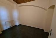 Vermietet, verlässlich, wertbeständig – € 945 / m² - 5,49 % Rendite im Souterrain mit Zukunft