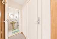 Perfekter Grundriss & ruhige Lage Nähe Spitz | 2-Zimmerwohnung mit ebenerdiger Garage | sanierungsbedürftig