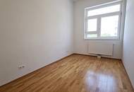 BERNHARDTSTALGASSE, unbefristete 96 m2 Altbau, Wohnküche, 3 Zimmer, Komplettküche, Wannenbad, gefördert, WG-geeignet