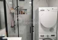 Familienwohnung mit 4 Zimmern im Zentrum mit großer Terrasse / eigene Garage - generalsaniert!