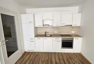 Zwei Zimmer Genossenschaftswohnung mit Balkon