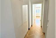 GONZAGAGASSE, BÖRSE-NÄHE, klimatisiertes 122 m2 Dachgeschoss mit 8 m2 Terrasse, 3 Zimmer, Komplettküche, 2 Bäder, Parketten