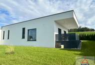 TOLLER - Neuwertiger Bungalow mit Doppelgarage in ländlicher Lage!