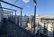 Lichtdurchflutete 2-Zimmer-Wohnung (möbliert) mit großer Terrasse im letzten Liftstock