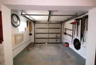 Zweifamilienhaus mit Holzwerkstatt, Garage und Carport – Wohnen in Top Lage