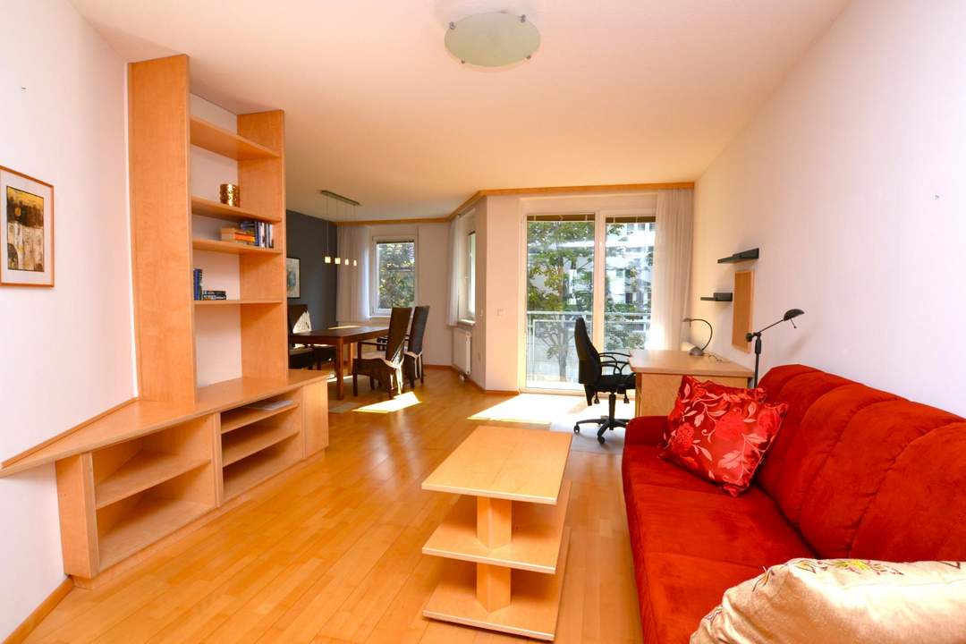 Gemütliche 2 Zimmer Wohnung mit Loggia und top Infrastruktur