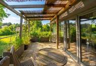 Exklusives Mehrfamilienhaus mit Ateliercharakter, Einliegerwohnung und Pool