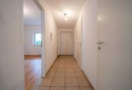 Traumhafte 2 Zimmerwohnung mit Garten und Terrasse in Hofstetten!