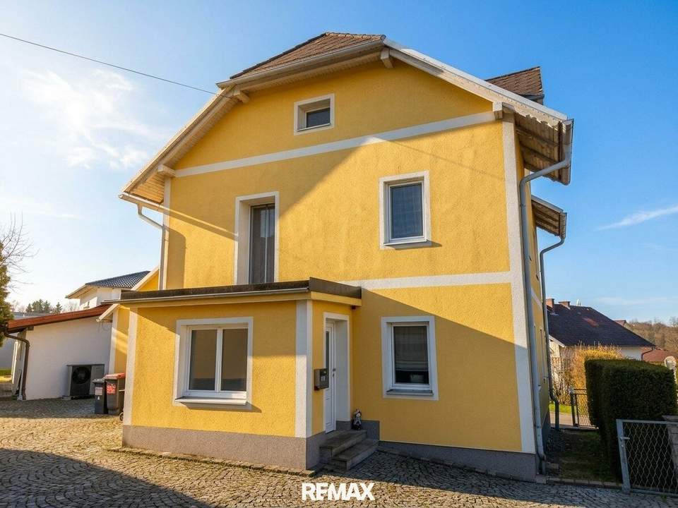Tolles Haus im Grünen in Lambrechten!