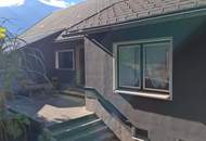 Großzügiges, vielseitig nutzbares Wohnhaus mit umfangreichem Ausbaupotenzial – Teilrenoviert und bereit für Ihre individuellen Wohnträume!