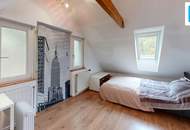 Charmantes Einfamilienhaus in idyllischer Hanglage – Wohnen am Waldrand in Jabing