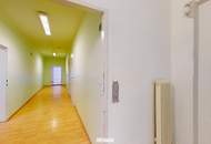 Vielseitig nutzbare Büro-, Praxis- oder Therapiefläche mit zwei Eingängen im Herzen des 9. Bezirks