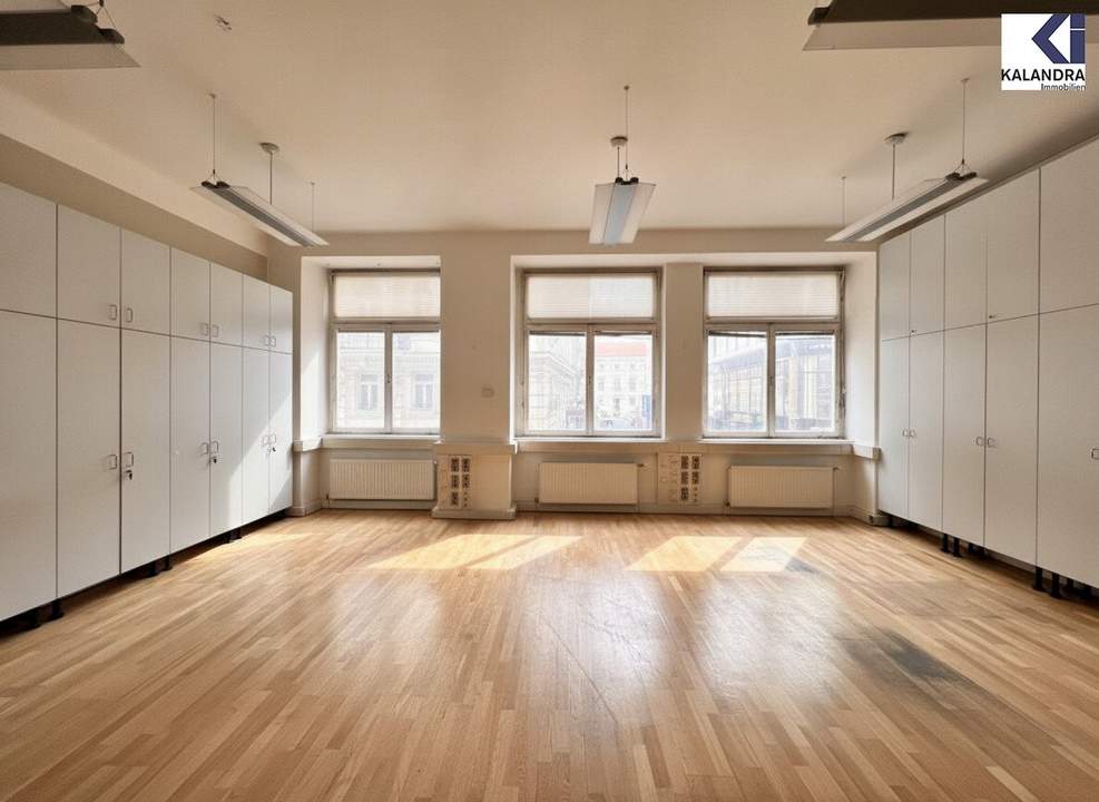 360° TOUR // KLASSISCHES ALTBAUBÜRO NAHE ALBERTINA