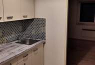 Charmante Wohnung in Zell am See: Helles Wohn- und Schlafzimmer, Küche & Terrasse