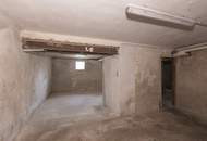 Oberlaaerstraße - renovierungsbedürftiges Einfamilienhaus mit Garage