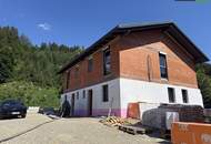 NUR NOCH 2 EINHEITEN: Doppelhaushälften mit Doppelcarport und PV-Anlage in Lobmingtal