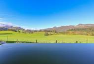 Architektenvilla mit Pool und unverbaubarer Aussicht