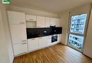 Hochwertige 2-Zimmer Wohnung mit smartem Grundriss und großem Balkon in Ruhelage nahe U3 Enkplatz!