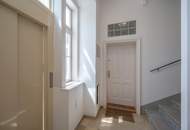 RARITÄT IM ALTHANVIERTEL 5-Zimmer-Altbauwohnung mit großer Terrasse