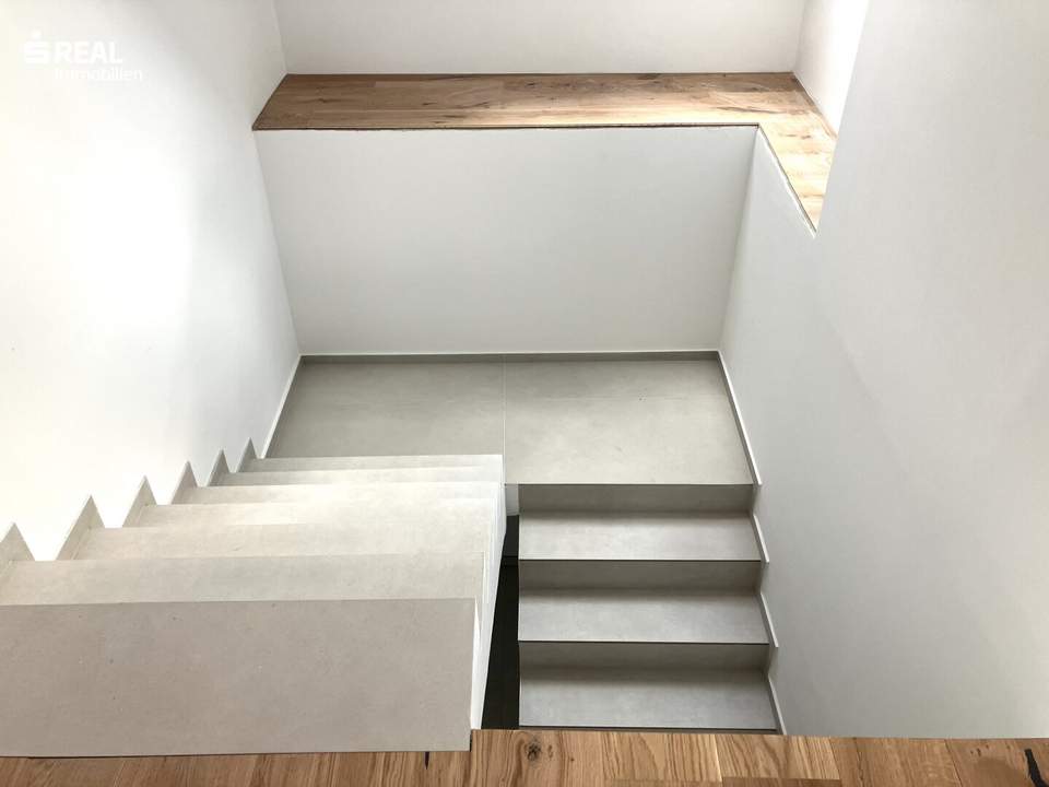 Natur und Design vereint - coole Dachwohnung an der Grenze zu Perchtoldsdorf